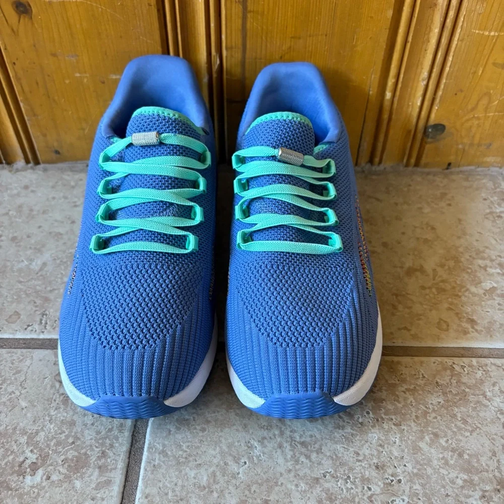 DREW SHOES women's halo slip resistant athletic shoes in blue mesh combo 7.5 XW